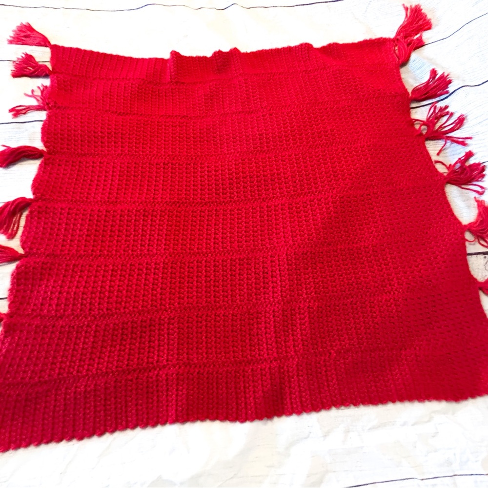 Handmade Bright‎ Red Throw Blanket with Tassels